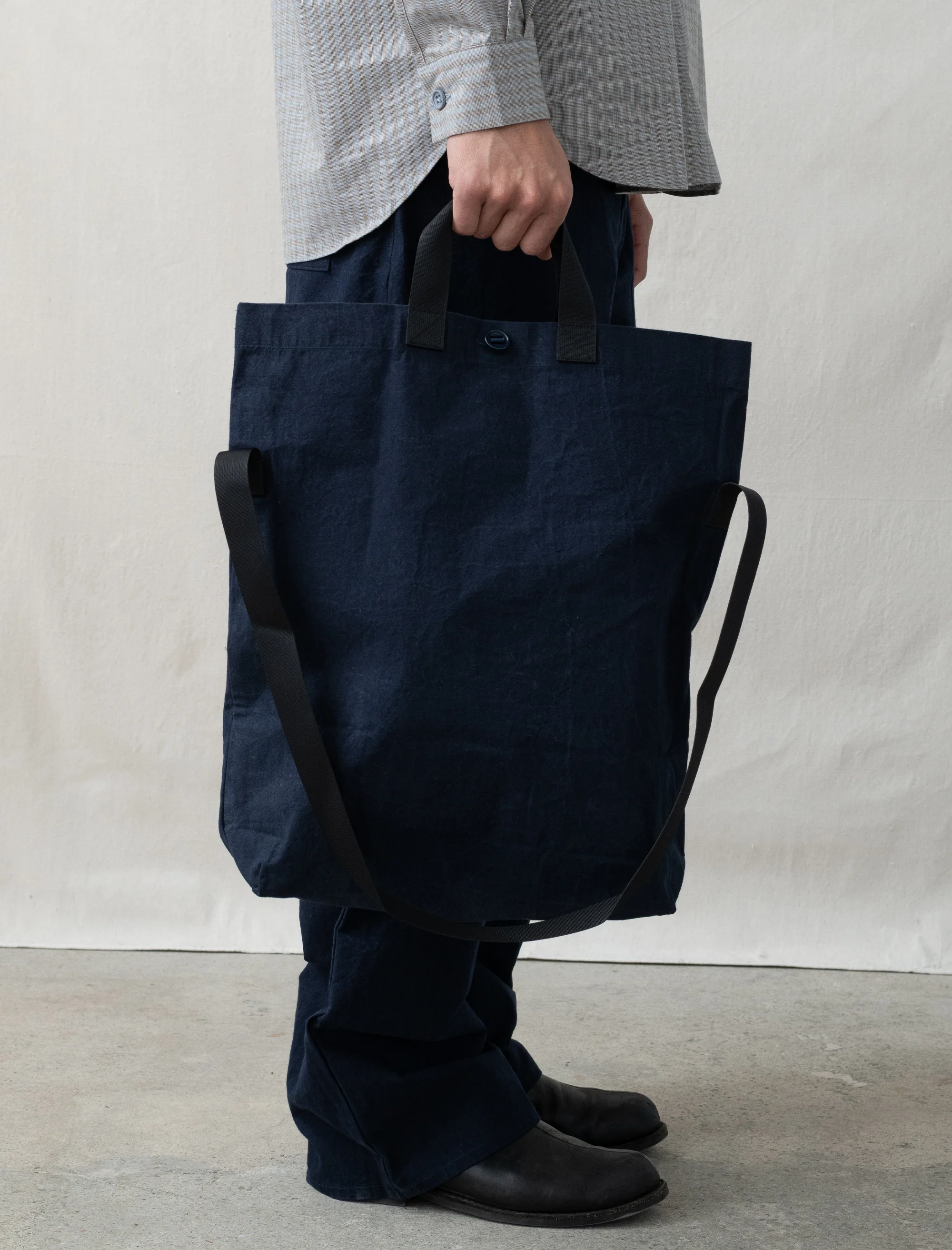 R20B1 Multi Handle Tote (Pacific Wax) - Image 2