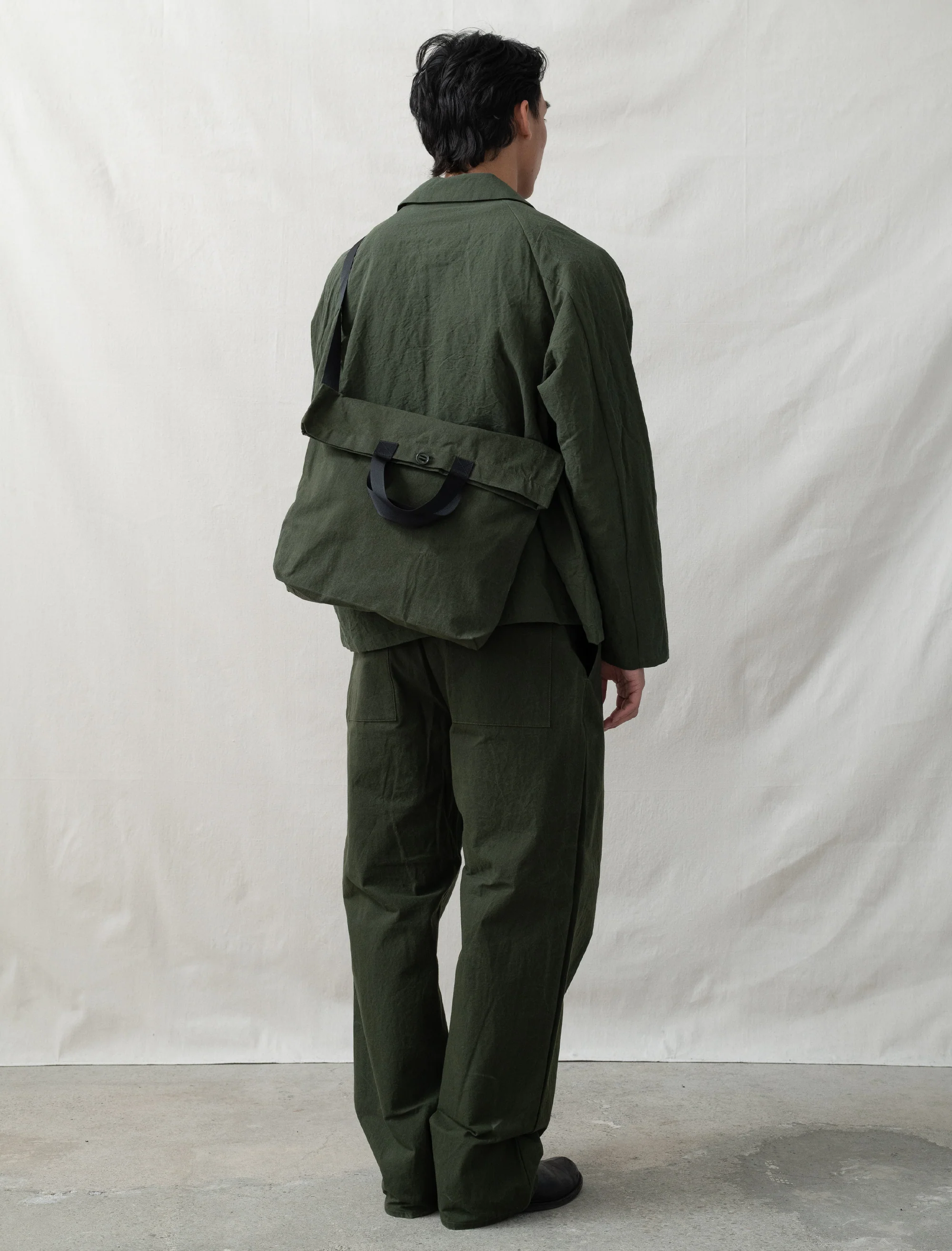 R20B1 Multi Handle Tote (Woodland Wax) - Image 3
